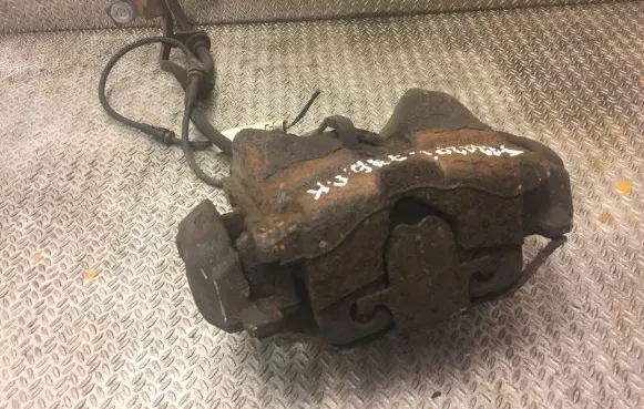 BMW 1 E81 E87 Front brake caliper