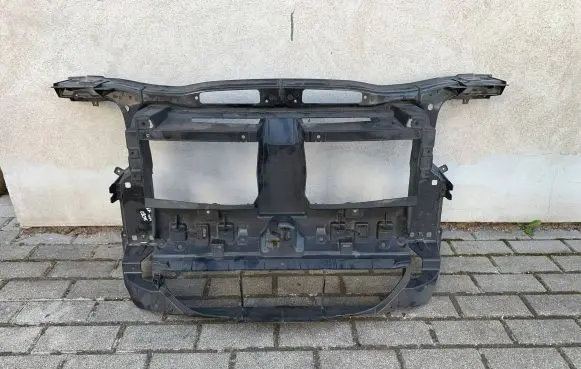 BMW X1 E84 Radiator mount bracket 8038058 51648038058 51648050714