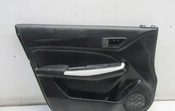 Suzuki Swift III Front door card panel trim KRIS235789