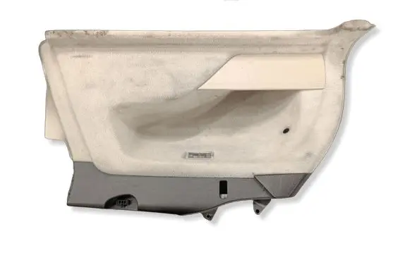 Volkswagen Touareg II Trunk/boot lower side trim panel 7P6863819A