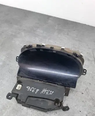 Toyota Yaris Speedometer (instrument cluster) 21655865-3