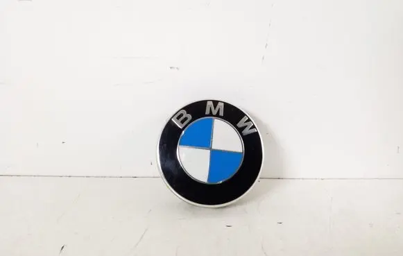 BMW X1 F48 F49 Manufacturer badge logo/emblem 36 13 6850834