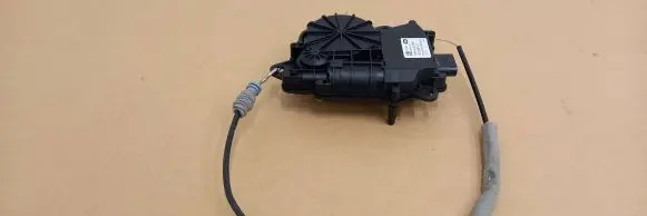Land Rover Range Rover L405 Tailgate/trunk/boot lift motor CPLA404C10BB