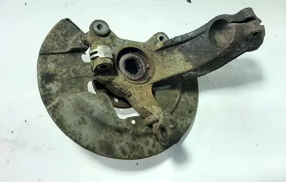 Volvo XC70 Front wheel hub 