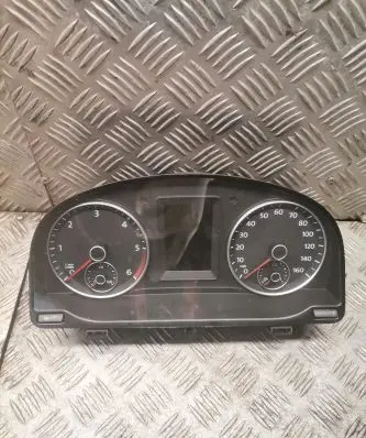 Volkswagen Touran II Speedometer (instrument cluster) 1t0920975g