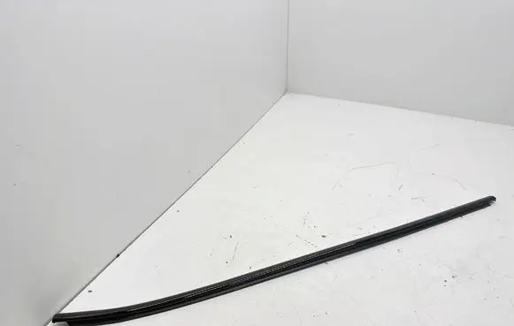 Skoda Enyaq iV Other rear door trim element 5LE839476C