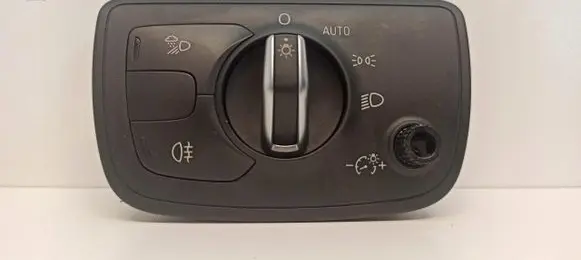 Fog light switch