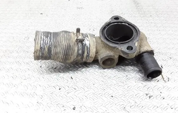 Peugeot 607 Engine coolant pipe/hose