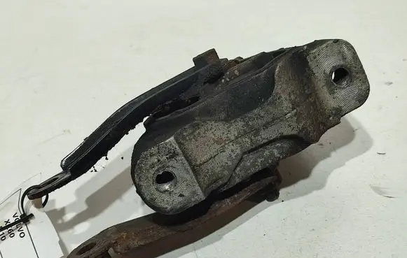 Volvo XC60 Engine mount bracket 6G926P082LB 30748173