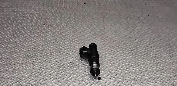 Volkswagen Polo III 6N 6N2 6NF Fuel injector 0280155731 030906031E