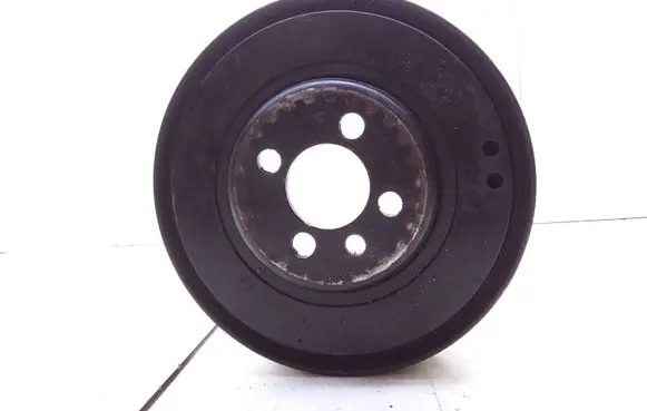Audi A4 S4 B5 8D Crankshaft pulley 058105251E