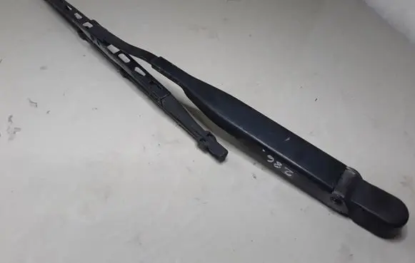 Mercedes-Benz A W168 Rear wiper blade arm A1688201044