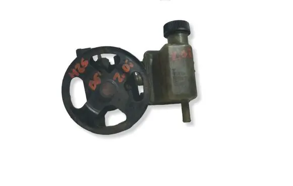 Mazda 6 Power steering pump GJ6E32600B