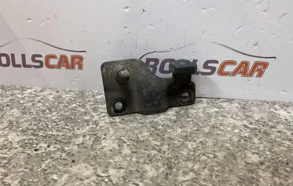 Land Rover Range Rover L322 Shock absorber/damper mounting bracket 51247010288 11884410