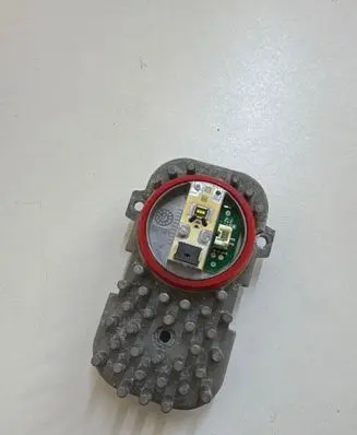 BMW 3 E92 E93 Headlight ballast module Xenon 305715084 2523102473