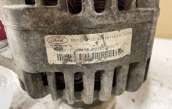 Ford Focus Generator/alternator 4MT10300LC Q9K3B