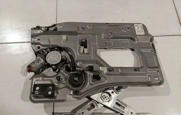 Hyundai Santa Fe Sliding door window regulator with motor 8347026030