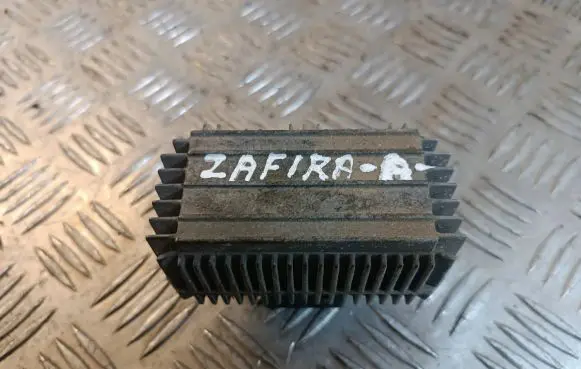 Opel Zafira A Glow plug pre-heat relay 09132691 51299008