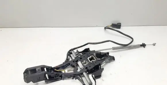 Volvo XC60 Rear door exterior handle/bracket 30784205