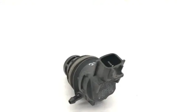 Lexus GS 300 350 430 450H Windscreen/windshield washer pump 8533060190