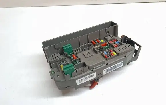 BMW X5 E70 Fuse module 6931690