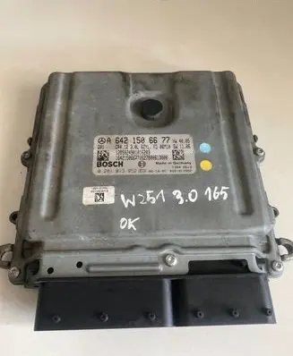 Mercedes-Benz R W251 Engine control unit/module A6421506677 0281013952