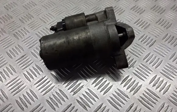 Peugeot 207 Starter motor