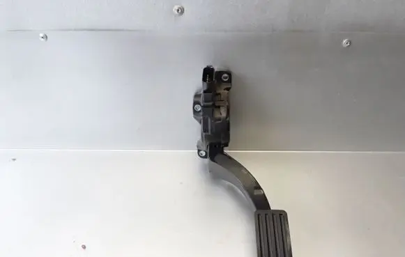 Volvo S60 Accelerator throttle pedal 6G929F836CD 6PV00922002