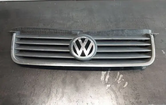 Volkswagen PASSAT B5 Front bumper upper radiator grill 3B0853651L 3B0853651K 3B0853651J