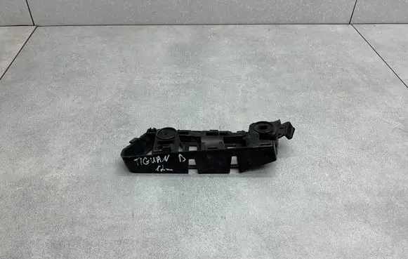 Volkswagen Tiguan Front bumper mounting bracket 5N0807184D