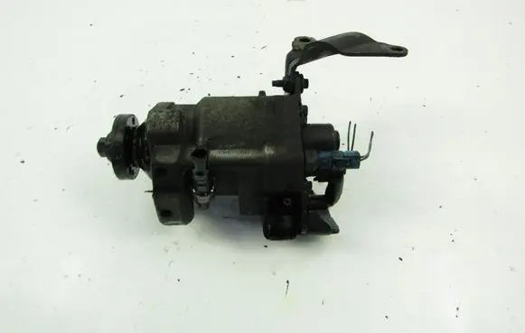 Ford Focus C-MAX Fuel injection high pressure pump 