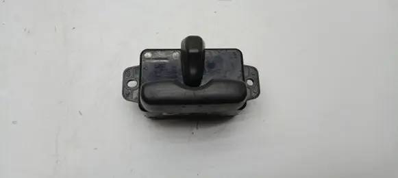 Subaru B9 Tribeca Seat control switch 