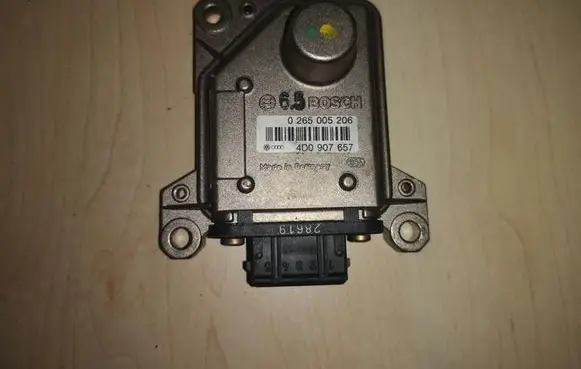 Audi A8 S8 D2 4D ESP (stability program) switch 0265005206