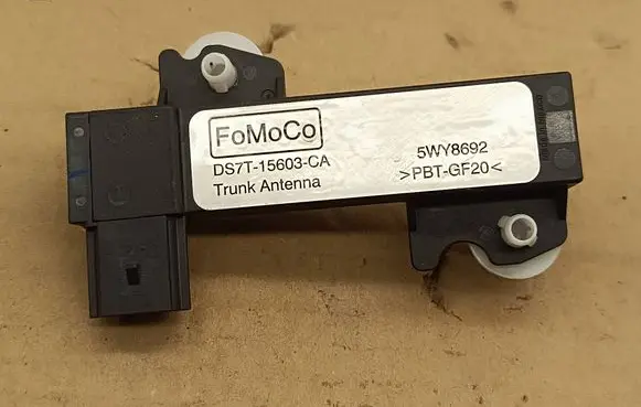 Ford Mach-E I Aerial antenna amplifier DS7T15603CA 5WY8692