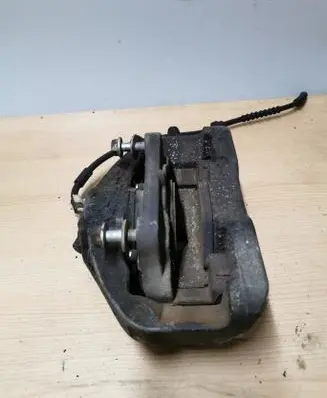 BMW 5 F10 F11 Front brake caliper 6030348