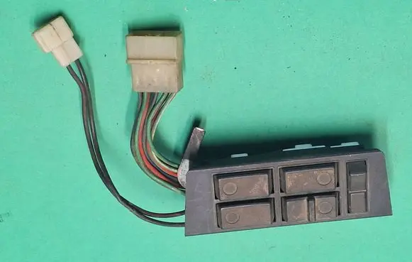 Mazda 626 Electric window control switch 4559051
