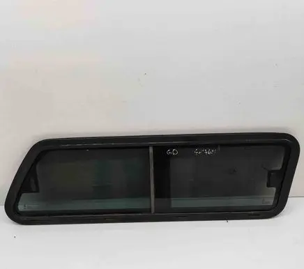 Isuzu D-Max Rear side window