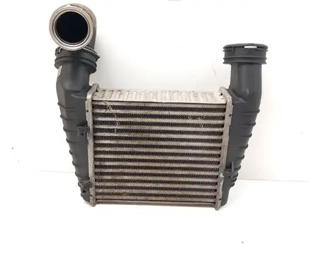 Skoda Superb B5 (3U) Intercooler radiator 3B0145805D 3045754 1784594