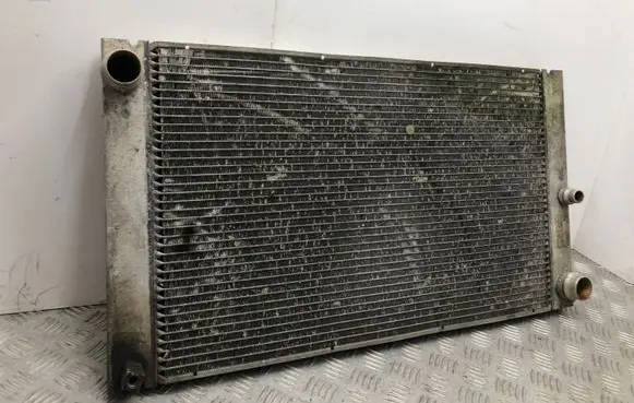 BMW 5 E60 E61 Coolant radiator 17112248478