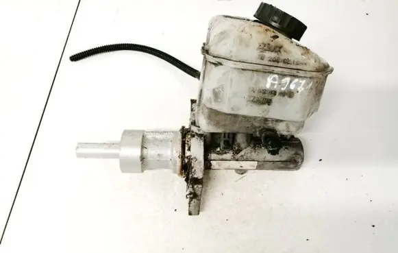Volkswagen Crafter Master brake cylinder 0204051044 a0024314902