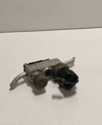 Air conditioning (A/C) pressure sensor