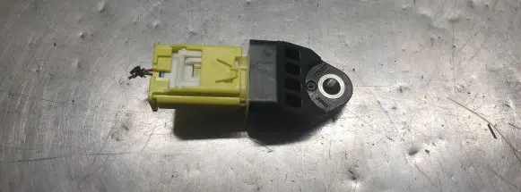 Toyota Prius+ (ZVW40) Airbag deployment crash/impact sensor 8983152030 28167D7FK0