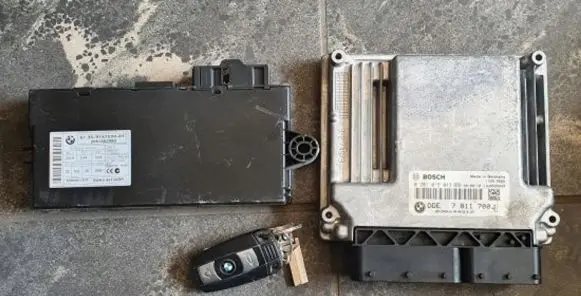 Engine ECU kit and lock set
