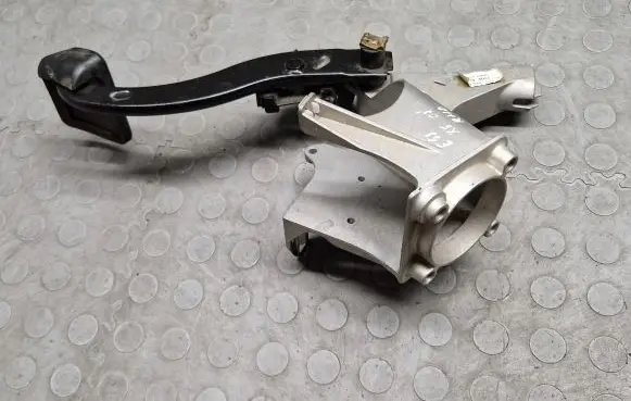 BMW X5 E53 Brake pedal 1165700