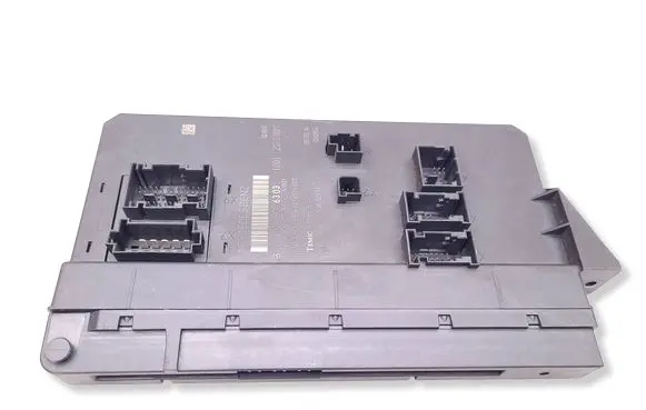 Mercedes-Benz Sprinter W906 Comfort/convenience module A9069017501 A9069024301