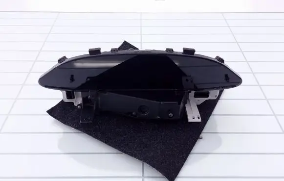 Toyota Yaris Speedometer (instrument cluster) 8380000661