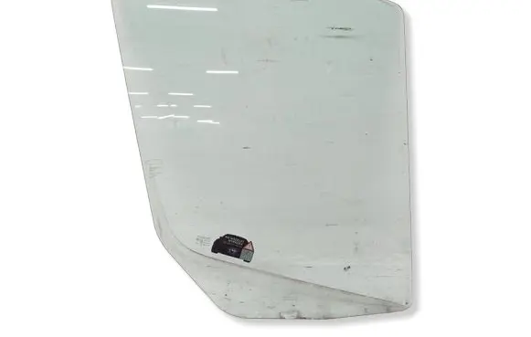 Mercedes-Benz Sprinter W907 W910 Front door window/glass (coupe) 