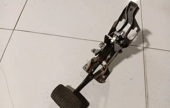 Brake pedal