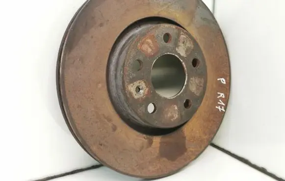 Volkswagen Golf V Front brake disc