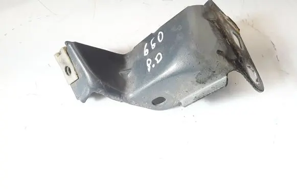 Renault Megane II Fender mounting bracket 160764F